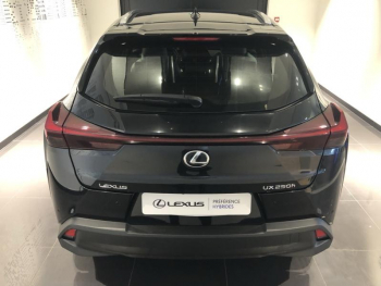 Photo 5 du bon plan LEXUS UX 250h Pack Business 2WD occasion à 23880 €