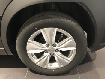 Photo 6 du bon plan LEXUS UX 250h Pack Business 2WD occasion à 23880 €