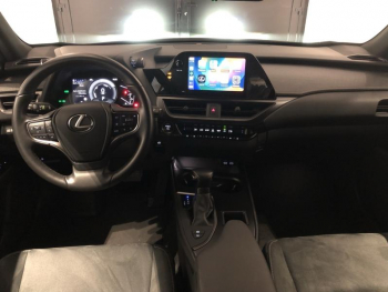 Photo 10 du bon plan LEXUS UX 250h Pack Business 2WD occasion à 23880 €