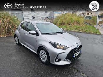 Photo 10 du bon plan TOYOTA Yaris 116h Dynamic Business 5p + Programme Beyond Zero Academy MY22 occasion à 19990 €
