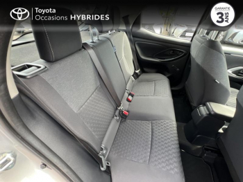 Photo 7 du bon plan TOYOTA Yaris 116h Dynamic Business 5p + Programme Beyond Zero Academy MY22 occasion à 21990 €