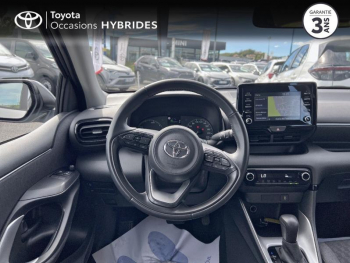 Photo 9 du bon plan TOYOTA Yaris 116h Dynamic Business 5p + Programme Beyond Zero Academy MY22 occasion à 21990 €