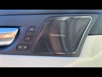 Photo 22 du bon plan VOLVO XC60 T6 Hybride Rechargeable 253 + 145ch Utra Style Chrome Geartronic 8 AWD occasion à 57900 €