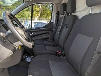 Photo 6 du bon plan FORD Transit Custom Fg VUL 280 L1H1 2.0 EcoBlue 130 Trend Business 7cv occasion à 20490 €