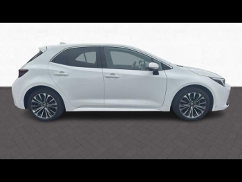 Photo 10 du bon plan TOYOTA Corolla 1.8 140ch Design MY24 occasion à 25308 €