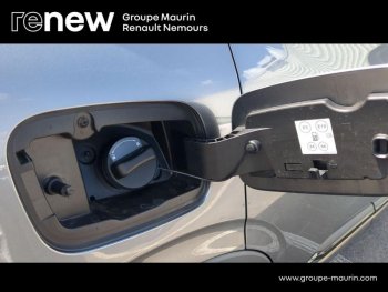Photo 11 du bon plan RENAULT Arkana 1.6 E-Tech hybride 145ch Engineered -22 occasion à 24490 €