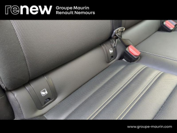 Photo 21 du bon plan RENAULT Arkana 1.6 E-Tech hybride 145ch Engineered -22 occasion à 24490 €