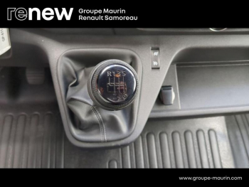 Photo 17 du bon plan RENAULT Master Fg VUL F3300 L2H2 2.3 Blue dCi 135ch Grand Confort Euro6 occasion à 24900 €