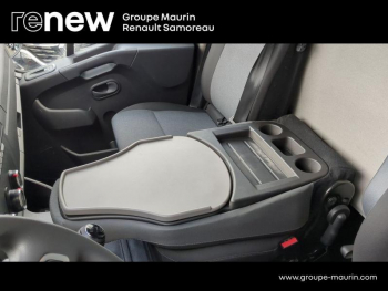 Photo 23 du bon plan RENAULT Master Fg VUL F3300 L2H2 2.3 Blue dCi 135ch Grand Confort Euro6 occasion à 24900 €
