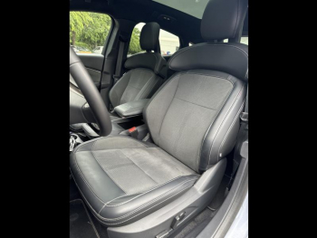 Photo 9 du bon plan FORD Mustang Mach-E Extended Range 99kWh 487ch AWD GT occasion à 49850 €