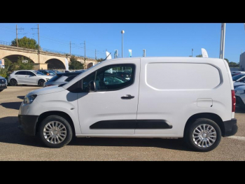 Photo 2 du bon plan TOYOTA PROACE CITY Medium 100 D-4D Business RC23 occasion à 21890 €