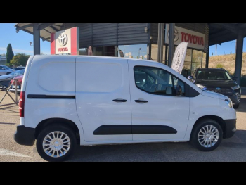 Photo 6 du bon plan TOYOTA PROACE CITY Medium 100 D-4D Business RC23 occasion à 21890 €