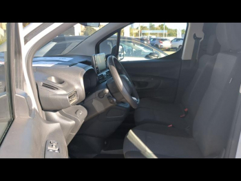 Photo 9 du bon plan TOYOTA PROACE CITY Medium 100 D-4D Business RC23 occasion à 21890 €