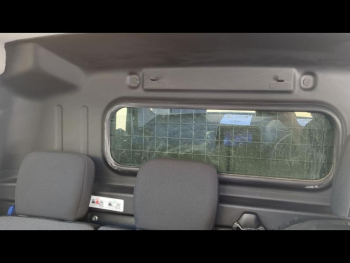 Photo 19 du bon plan TOYOTA PROACE CITY Medium 100 D-4D Business RC23 occasion à 21890 €