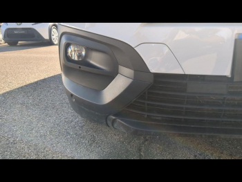 Photo 22 du bon plan TOYOTA PROACE CITY Medium 100 D-4D Business RC23 occasion à 21890 €