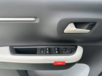 Photo 12 du bon plan CITROEN C3 1.2 PureTech 100ch MAX occasion à 16490 €