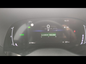 Photo 15 du bon plan TOYOTA Yaris Cross 116h Design MC24 occasion à 25547 €