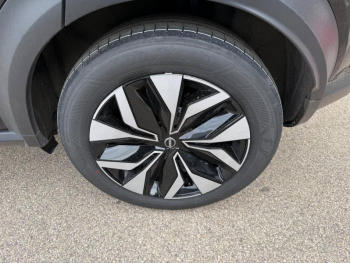 ddf-core-media-ZnArxf4250061_32.jpg Photo 32 du bon plan NISSAN Juke 1.6 Hybrid 143ch Acenta 2025 occasion à 24500 €