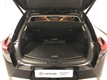Photo 6 du bon plan LEXUS UX 250h 4WD Executive MY19 occasion à 22990 €