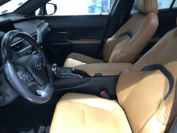Photo 8 du bon plan LEXUS UX 250h 4WD Executive MY19 occasion à 22990 €