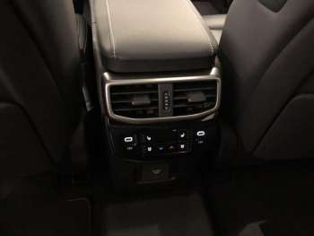 Photo 20 du bon plan LEXUS RX 450h+ Executive 4WD MY25 occasion à 85490 €