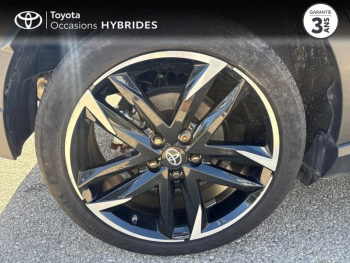 Photo 16 du bon plan TOYOTA C-HR 1.8 Hybride 122ch GR Sport E-CVT occasion à 24990 €