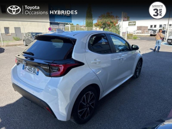 Photo 18 du bon plan TOYOTA Yaris 116h Design 5p Pack Confort occasion à 18990 €