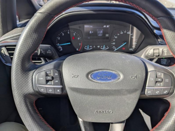 Photo 5 du bon plan FORD Fiesta 1.0 EcoBoost 125ch ST-Line 3p occasion à 14490 €