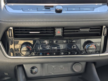 Photo 15 du bon plan NISSAN X-Trail e-Power 204ch Tekna occasion à 36560 €