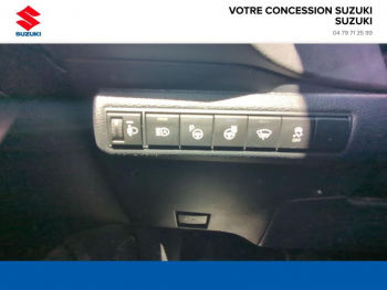 Photo 13 du bon plan SUZUKI Swace 1.8 Hybrid 122ch Pack occasion à 19990 €