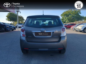 Photo 4 du bon plan TOYOTA Verso 112 D-4D FAP Design JA 16 occasion à 12490 €