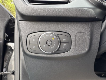 Photo 16 du bon plan FORD Focus 1.0 Flexifuel mHEV 125ch Titanium X Business occasion à 22490 €
