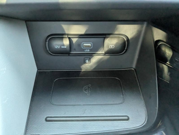 Photo 14 du bon plan KIA Niro 1.6 GDi 105ch ISG + Plug-In 60.5ch Premium DCT6 5cv occasion à 20990 €