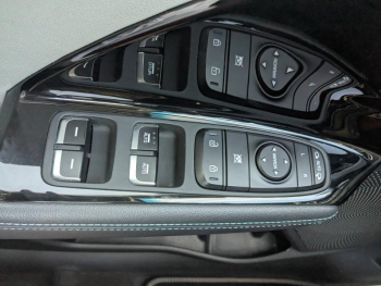 Photo 22 du bon plan KIA Niro 1.6 GDi 105ch ISG + Plug-In 60.5ch Premium DCT6 5cv occasion à 20990 €