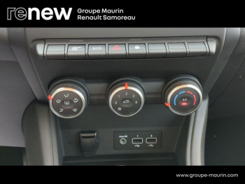 Photo 24 du bon plan RENAULT Captur 1.5 Blue dCi 115ch Business EDC occasion à 18900 €