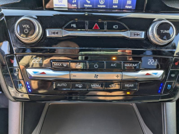 Photo 18 du bon plan FORD Explorer 3.0 EcoBoost 457ch Parallel PHEV ST-Line i-AWD BVA10 25cv occasion à 57989 €