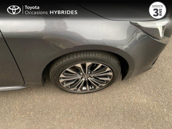 Photo 16 du bon plan TOYOTA Corolla Touring Spt 1.8 140ch Design MY24 occasion à 28890 €