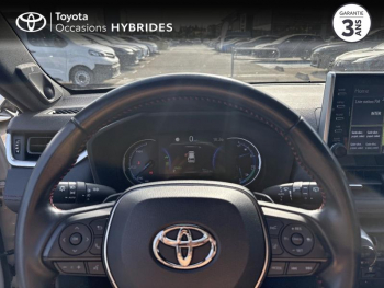 Photo 13 du bon plan TOYOTA RAV4 Hybride Rechargeable 306ch Collection AWD occasion à 35990 €