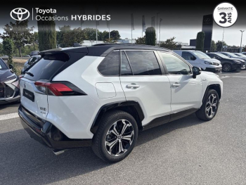 Photo 18 du bon plan TOYOTA RAV4 Hybride Rechargeable 306ch Collection AWD occasion à 35990 €