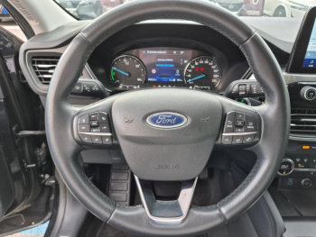 Photo 15 du bon plan FORD Kuga 2.5 Duratec 225ch PowerSplit PHEV Titanium eCVT occasion à 18990 €