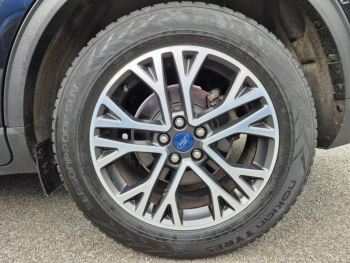Photo 21 du bon plan FORD Kuga 2.5 Duratec 225ch PowerSplit PHEV Titanium eCVT occasion à 18990 €