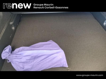 Photo 16 du bon plan RENAULT Arkana 1.6 E-Tech 145ch RS Line -21B occasion à 21990 €
