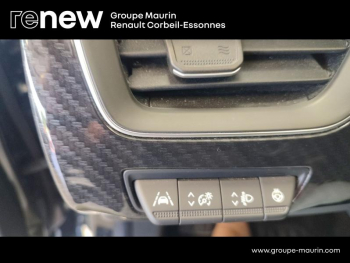 Photo 19 du bon plan RENAULT Arkana 1.6 E-Tech 145ch RS Line -21B occasion à 21990 €