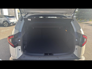 Photo 18 du bon plan DACIA Duster 1.6 hybrid 140ch Journey occasion à 29290 €