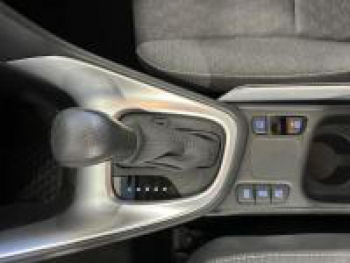 ddf-core-media-pBLNh716043993_6.jpg Photo 6 du bon plan TOYOTA Yaris 116h Dynamic Business 5p + Programme Beyond Zero Academy MY22 occasion à 19970 €