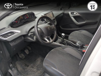 Photo 11 du bon plan PEUGEOT 2008 1.2 PureTech 130ch E6.c Style S&S occasion à 9890 €