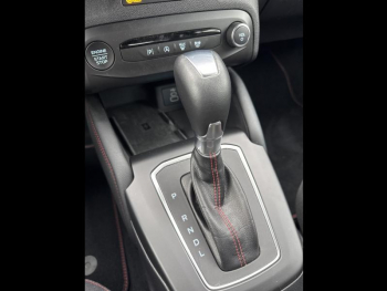 Photo 13 du bon plan FORD Focus 1.0 Flexifuel mHEV 125ch ST-Line X Powershift occasion à 27985 €