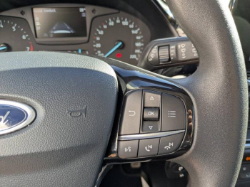 Photo 13 du bon plan FORD Fiesta 1.0 EcoBoost 100ch Stop&Start Trend 3p occasion à 10990 €