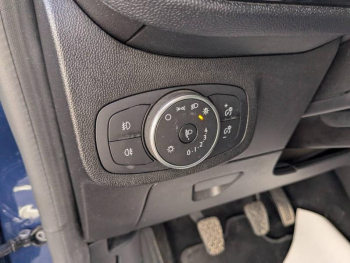 Photo 20 du bon plan FORD Fiesta 1.0 EcoBoost 100ch Stop&Start Trend 3p occasion à 10990 €