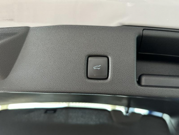Photo 11 du bon plan FORD Kuga 2.5 Duratec 225ch PHEV Graphite Tech Edition BVA occasion à 30490 €